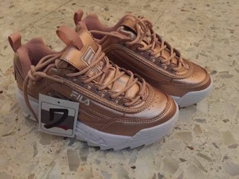 zapatos fila dorados